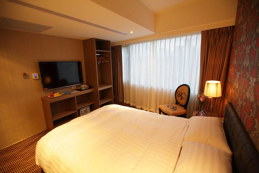 Rf ホテル ジョンシャオ 台北市 エクステリア 写真